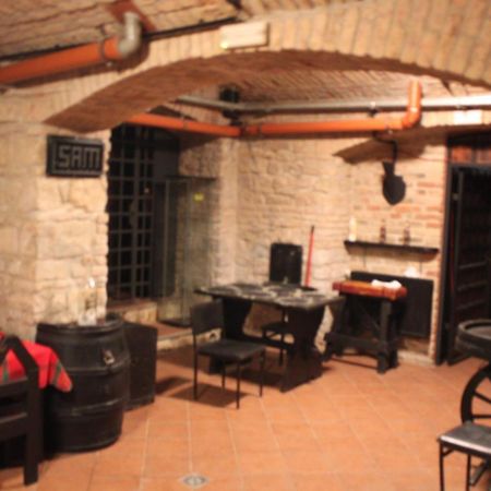 Alba Hostel Praga Esterno foto