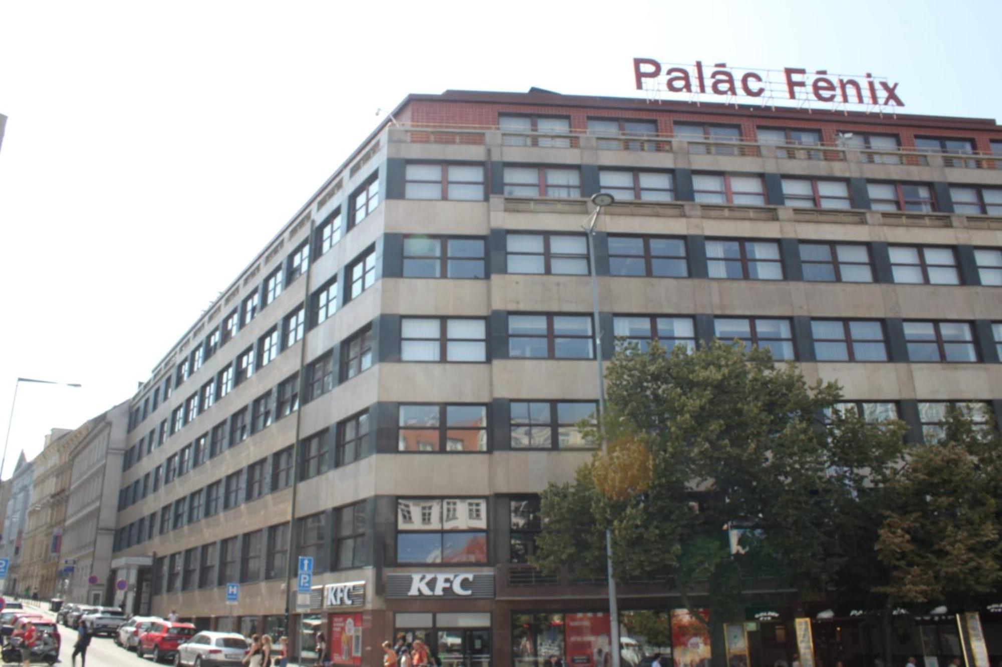 Alba Hostel Praga Esterno foto